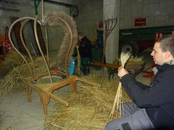 Erntekrone binden und Erntedank 2016
