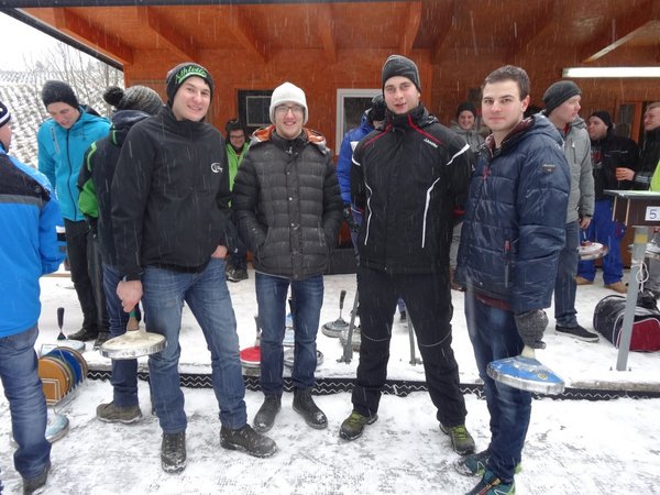 Bezirkseisschießen in Strallegg